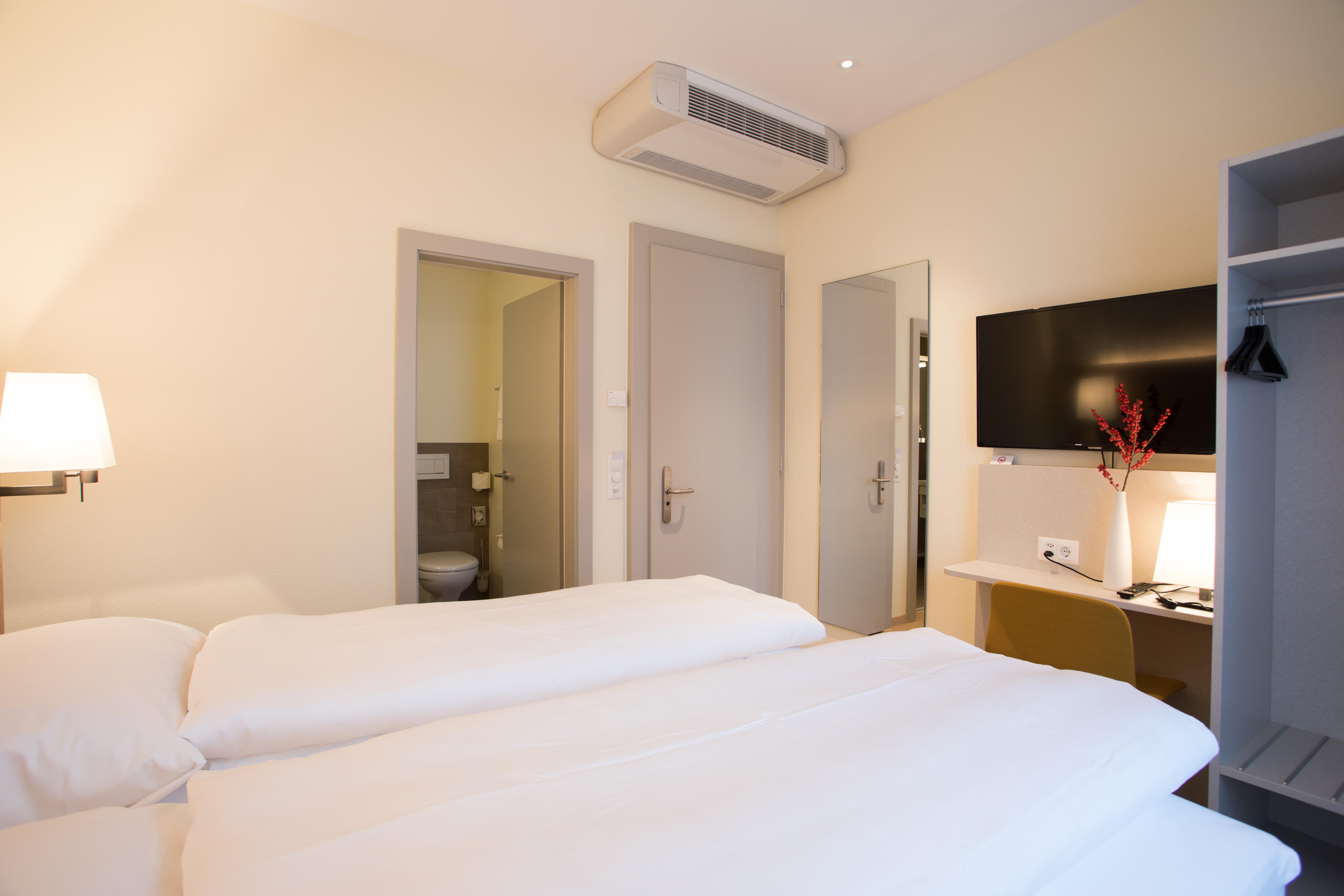 Kreuz Bern Modern City Hotel Ngoại thất bức ảnh